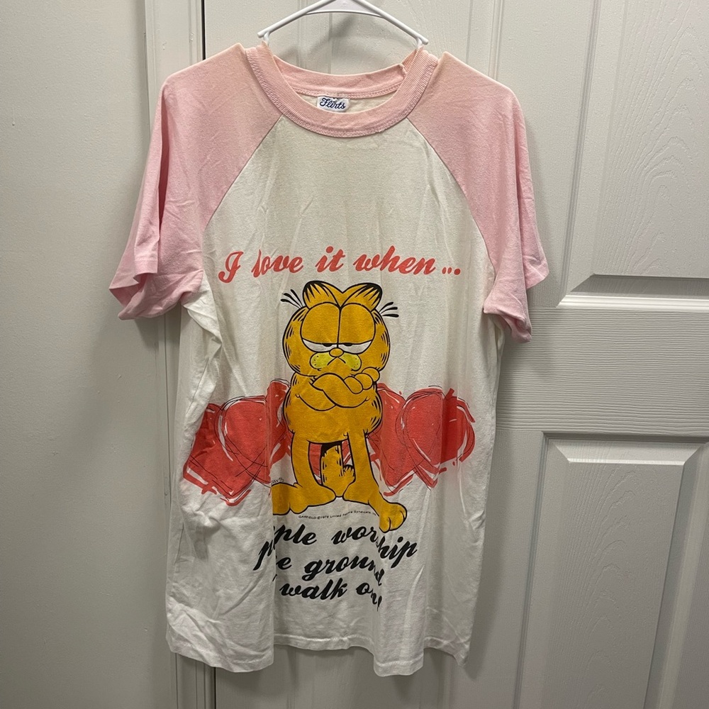 Garfield Pink Raglan Graphic Tee - Vintage Style